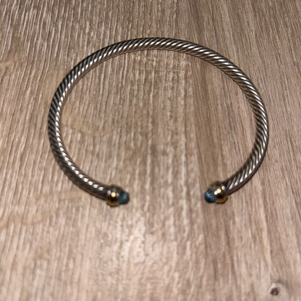 David Yurman Classic Cable Bracelet with Topaz gems - Picture 4 of 5